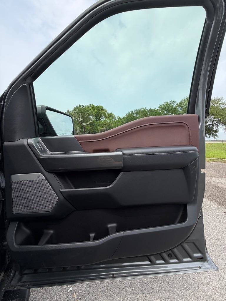 Used 2022 Ford F150 Lariat AWD/4WD image 14