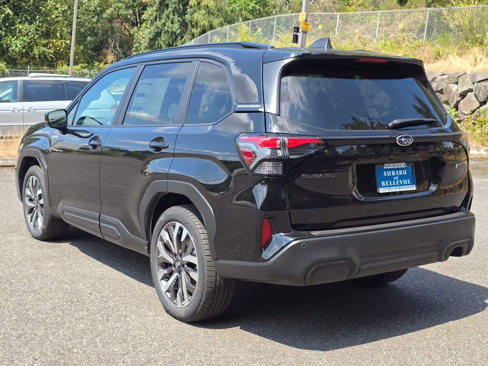 New 2026 Subaru Forester Touring AWD/4WD image 3
