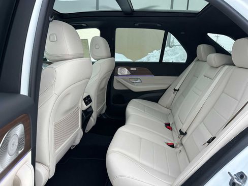 New 2026 Mercedes-Benz GLE 450 4MATIC image 16