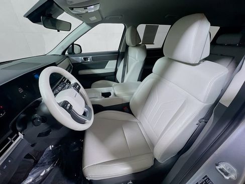 Used 2025 Hyundai Santa Fe SEL AWD/4WD image 18