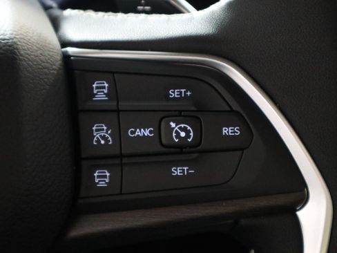 New 2025 Jeep Grand Cherokee L Limited w/ Luxury Tech Group II AWD/4WD image 30