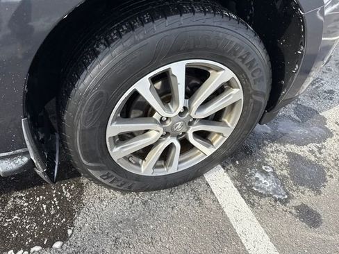 Used 2013 Nissan Pathfinder S image 9