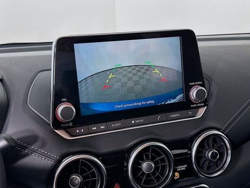 Used 2025 Nissan Sentra SV image 17