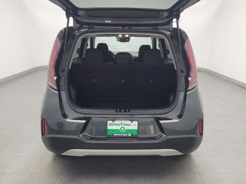 Used 2025 Kia Soul S FWD image 29