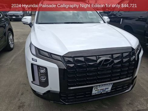 Used 2024 Hyundai Palisade Calligraphy AWD/4WD image 3