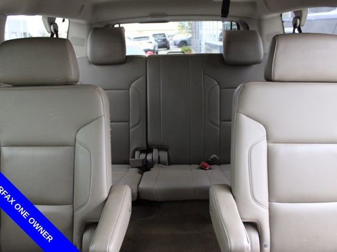 Used 2017 Chevrolet Suburban Premier image 29