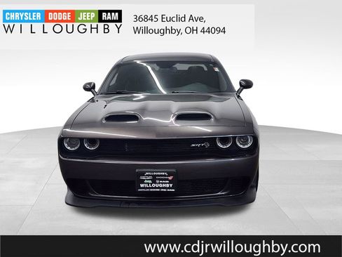 Used 2020 Dodge Challenger SRT Hellcat RWD image 2