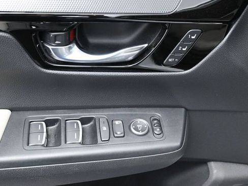 Used 2025 Honda CR-V EX-L image 13