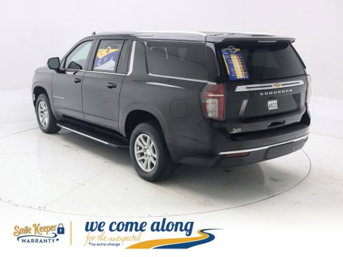 Used 2021 Chevrolet Suburban LT image 6
