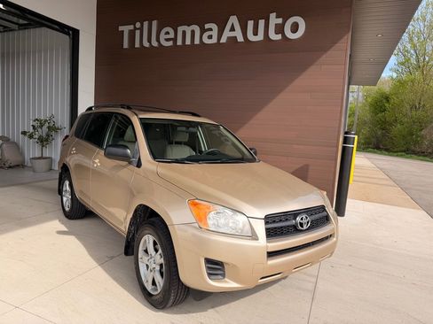 Used 2012 Toyota RAV4 4WD w/ Upgrade Value Pkg image 1