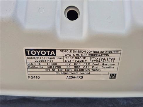 Used 2025 Toyota Camry LE FWD image 25