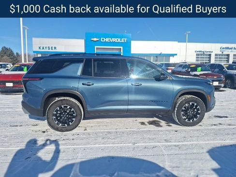 New 2026 Chevrolet Traverse Z71 w/ Enhanced Driving Package image 2