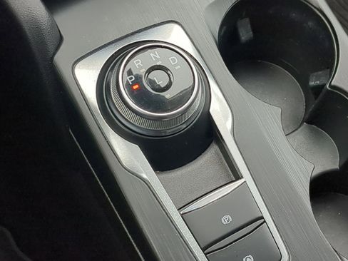 Certified 2022 Ford Escape SEL image 36