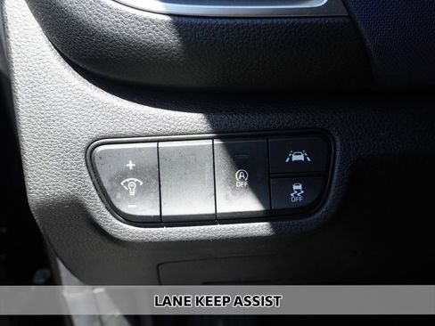 Used 2023 Kia Seltos S AWD/4WD image 4