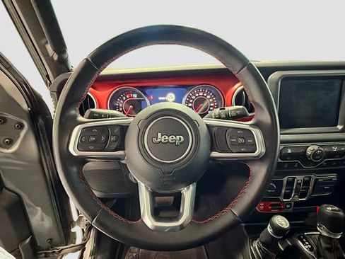 Used 2018 Jeep Wrangler Unlimited Rubicon image 10