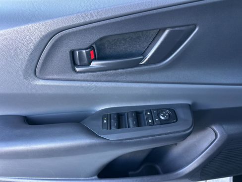 Used 2024 Toyota Prius LE image 10