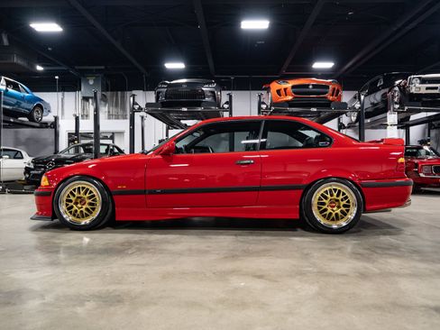 Used 1999 BMW M3 Coupe RWD image 4