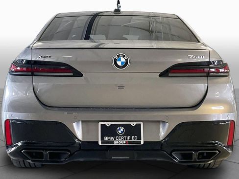 Certified 2024 BMW 760i xDrive AWD/4WD image 4