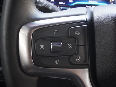 Used 2025 Chevrolet Silverado 2500 LTZ w/ LTZ Convenience Package AWD/4WD image 17