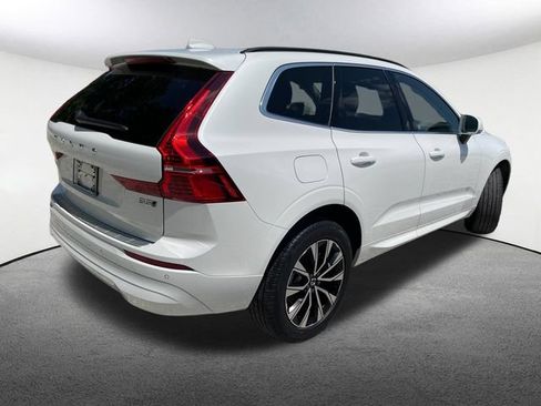 Used 2023 Volvo XC60 B5 Core AWD/4WD image 17