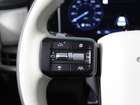 Used 2025 Hyundai Santa Fe Calligraphy FWD image 30