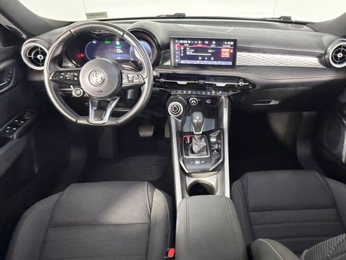 Used 2024 Alfa Romeo Tonale Ti AWD/4WD image 12