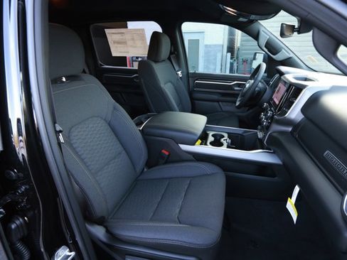 New 2026 RAM 1500 Big Horn w/ Night Edition image 28