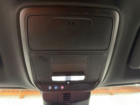 Used 2026 Buick Enclave Preferred AWD/4WD image 15