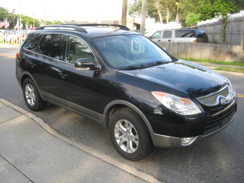 Used 2011 Hyundai Veracruz GLS w/ Premium Pkg 2 image 3