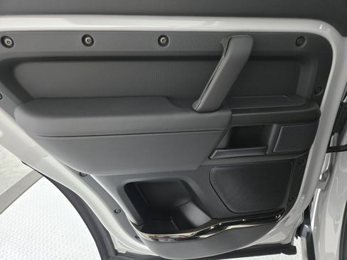 New 2026 Land Rover Defender 110 OCTA image 20