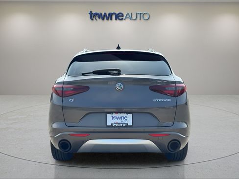 Used 2023 Alfa Romeo Stelvio Ti w/ Active Assist Plus Package AWD/4WD image 4