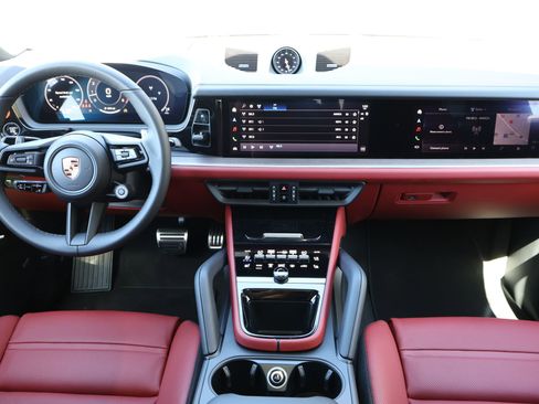 New 2026 Porsche Cayenne S image 22