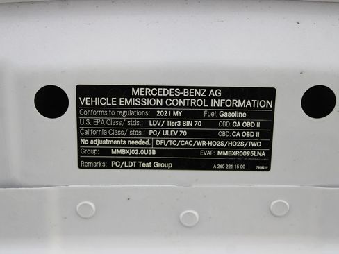 Used 2021 Mercedes-Benz GLB 250 image 37