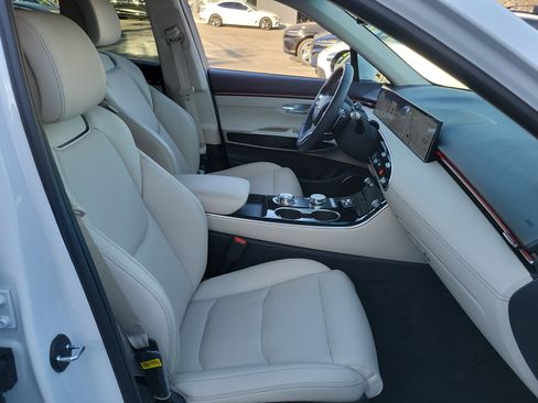 Certified 2026 Genesis GV70 2.5T image 19