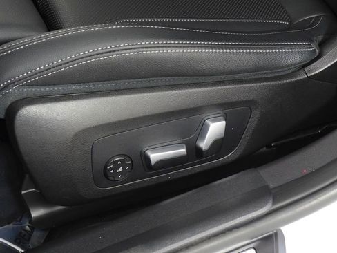 Certified 2023 BMW 330i Sedan w/ Driving Assistance Package RWD image 23