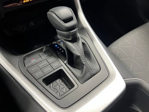 New 2025 Toyota RAV4 XLE image 30