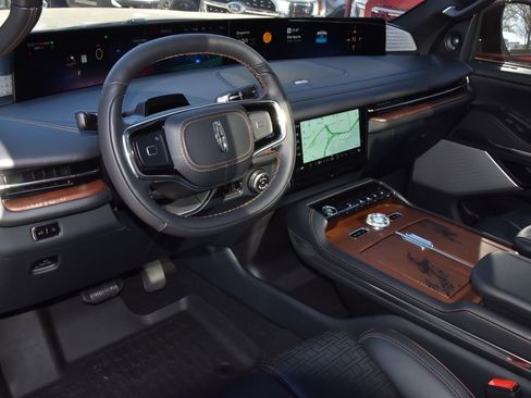 New 2025 Lincoln Navigator Black Label image 39