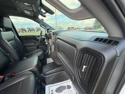 Used 2020 Chevrolet Silverado 1500 W/T w/ WT Convenience Package AWD/4WD image 17