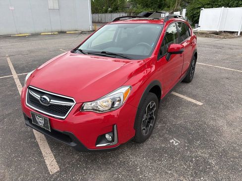 Used 2016 Subaru Crosstrek 2.0i Premium w/ Special Edition AWD/4WD image 2