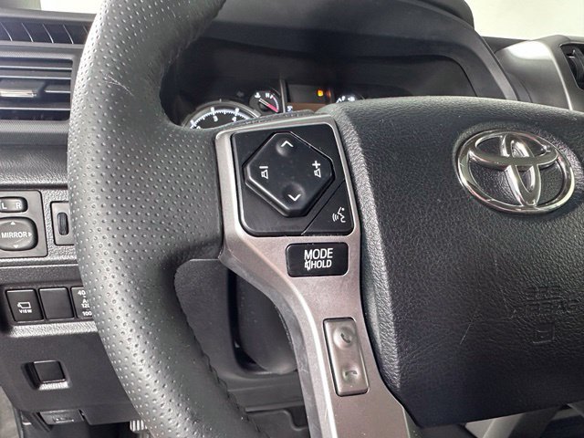 Used 2023 Toyota 4Runner Limited AWD/4WD image 26