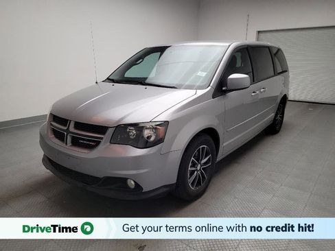 Used 2017 Dodge Grand Caravan GT image 1