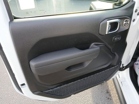 New 2026 Jeep Wrangler Unlimited Sport image 23