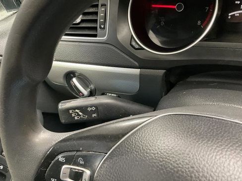 Used 2017 Volkswagen Jetta S w/ Jetta S Cold Weather Package image 17