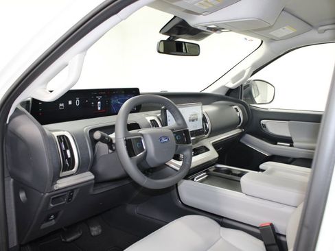 New 2026 Ford Expedition Max Active image 23