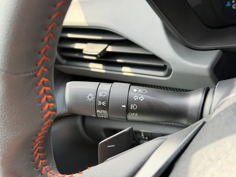 New 2026 Subaru Crosstrek 2.5i Limited AWD/4WD image 14