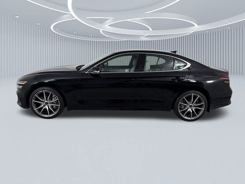 New 2025 Genesis G70 2.5T image 8