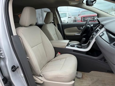 Used 2012 Ford Edge SE FWD image 22