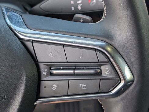 Used 2025 Chevrolet Traverse Z71 w/ LPO, Floor Liner Package AWD/4WD image 27