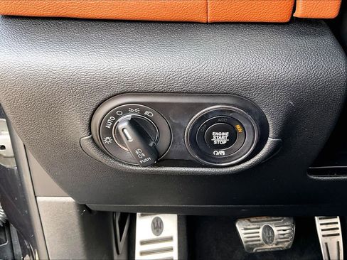 Used 2019 Maserati Levante S GranSport image 32