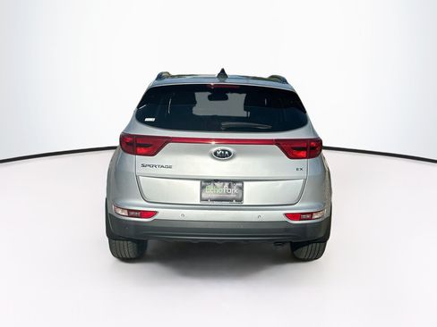Used 2018 Kia Sportage EX w/ EX Technology Package AWD/4WD image 7